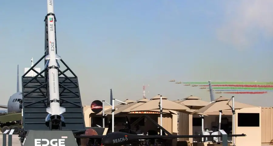 \"ايدج\" تستعرض قدراتها الجوية العسكرية في معرض البحرين الدولي للطيران