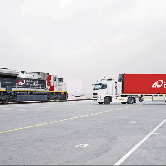 Etihad Rail supports the fishing sector through the rail transport of fresh fish