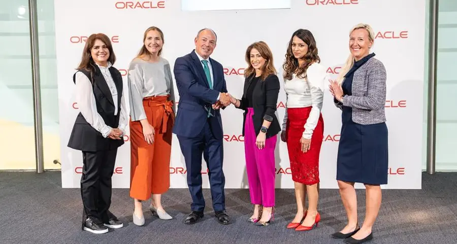 Dubai Business Women Council and Oracle collaborate to upskill 500 UAE women professionals and entrepreneurs in AI