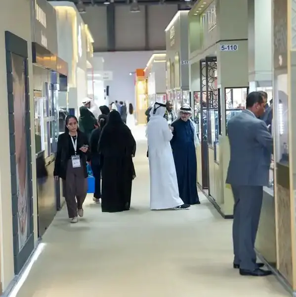 Jewels of Emirates Show dazzles visitors with luxury designs and Italy’s largest participation of 36 exhibitors