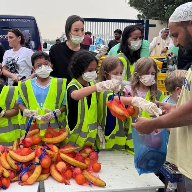 Swiss International School Dubai and Kibsons deliver iftar to workers