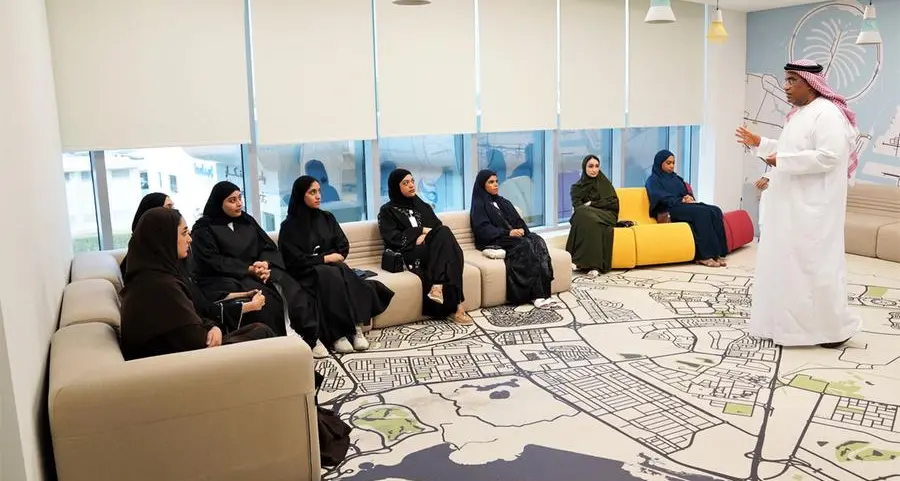 Dubai Customs receives university students for its 2024 summer training programs