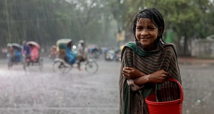 Floods ravage parts of Bangladesh, strand over 2mln people