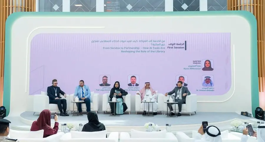 Sharjah Public Libraries deliberates AI in libraries; honours top Arab researchers