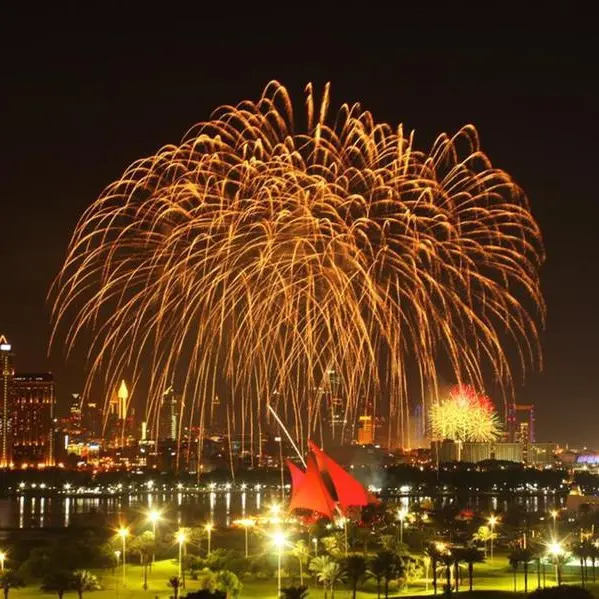 The daily fireworks sponsored by Al Zarooni Group light up Dubai skies during DSF