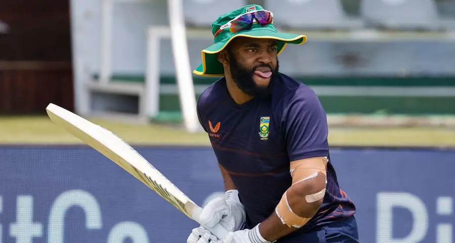 South Africa bat in first one-day international against England