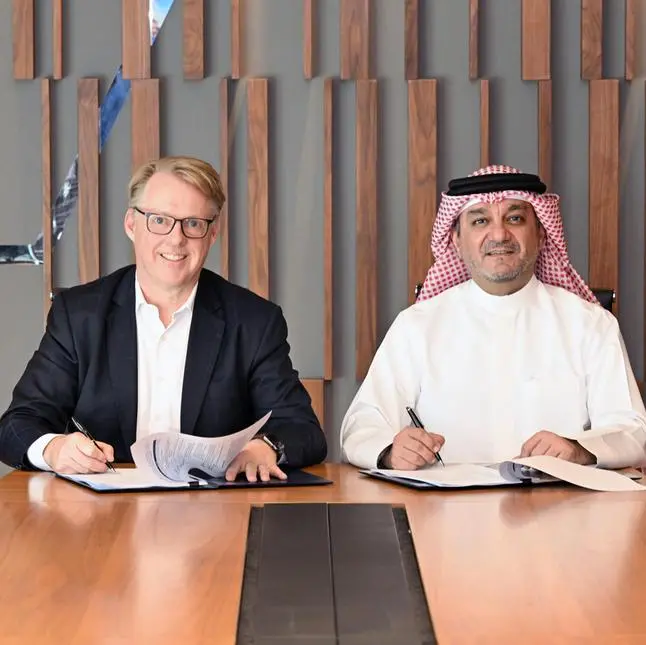 Seef Properties signs agreement with IWG to open Regus Business Centre at Seef Mall—Seef District
