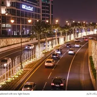 UDC decorates The Pearl-Qatar with thousands of lights