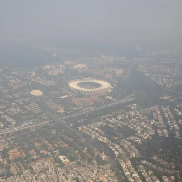 Winter smog blankets South Asian capitals of Dhaka, New Delhi