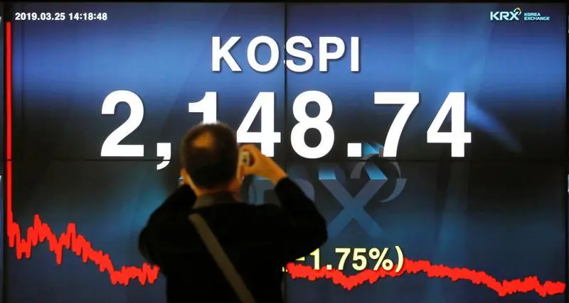 S.Korean shares end higher with monthly gain of 5%