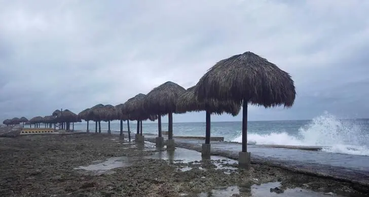 Hurricane Ian begins to lash Cuba with heavy winds, rain