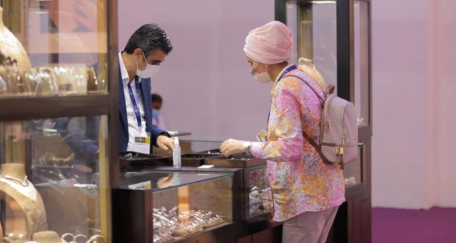 900 global and local brands and exhibitors at the Watch & Jewellery Middle East Show's golden-jubilee edition