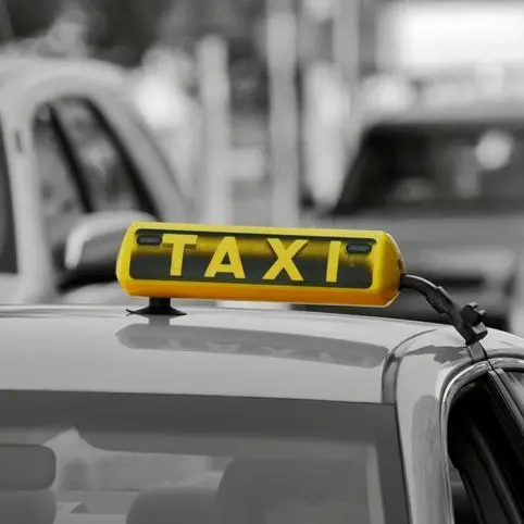 \"طرق دبي\" تسعى لتحويل 80% من رحلات سيارات الأجرة بالإمارة إلى الحجز الإلكتروني