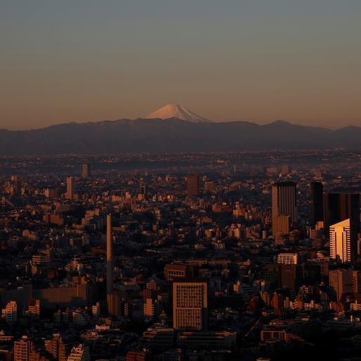 Magnitude 4.7 shakes buildings in Tokyo briefly, no tsunami warning