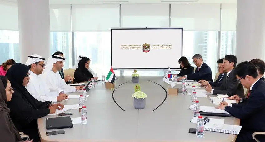 الإمارات وكوريا الجنوبية تناقشان فرص الاستثمار المشترك في مجالات التجارة والصناعة
