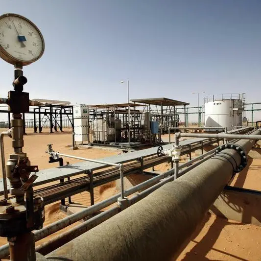 Oil prices fall as weak demand overshadows Libya blockade