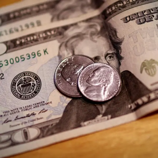 Dollar dips as traders eye Jackson Hole, yen firms after Ueda comments