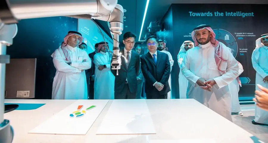 Huawei partners with Saudi Space Commission to launch first technology experience center in KSA