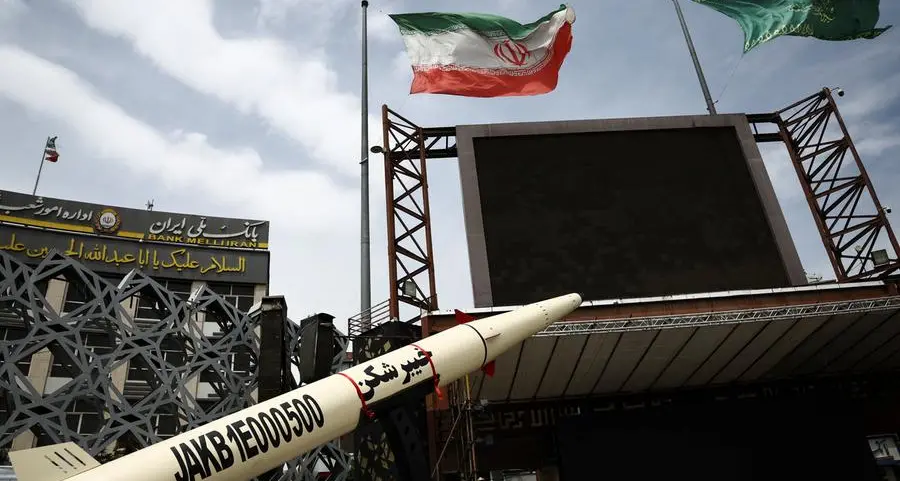 Trump considers short, powerful military action on Iran, Axios reports