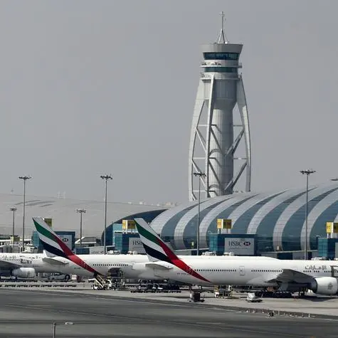 خبراء: طيران الإمارات قدمت دروساً احترافية في إدارة الأزمات