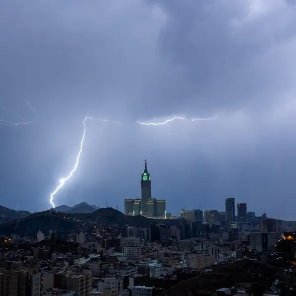 Saudi storm brings lightning, fierce winds to Mecca