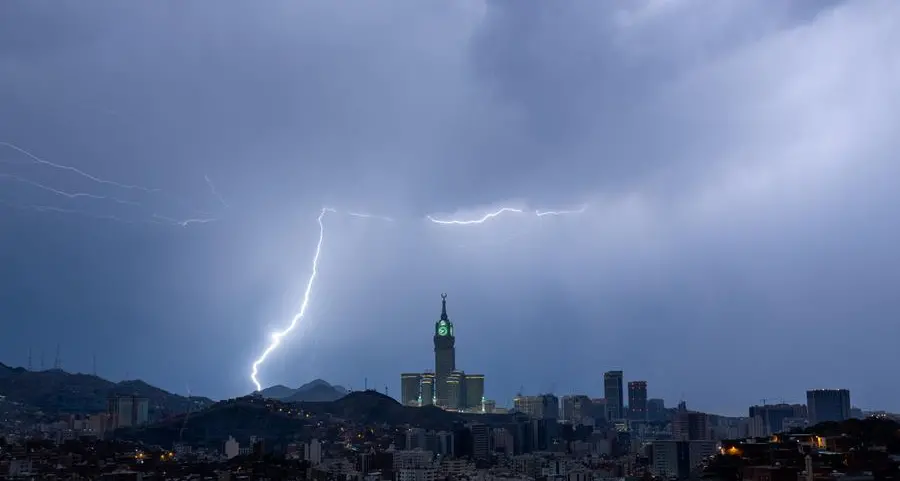 Saudi storm brings lightning, fierce winds to Mecca