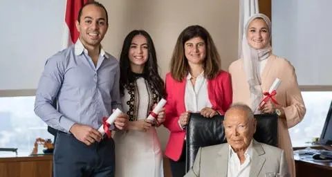 وفاة رجل الأعمال المصري أنسي ساويرس