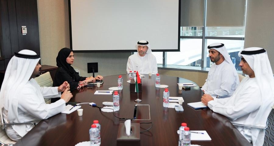 الهيئة العامة للرياضة واتحاد الإمارات للريشة الطائرة يرسمان آفاق التعاون المستقبلية