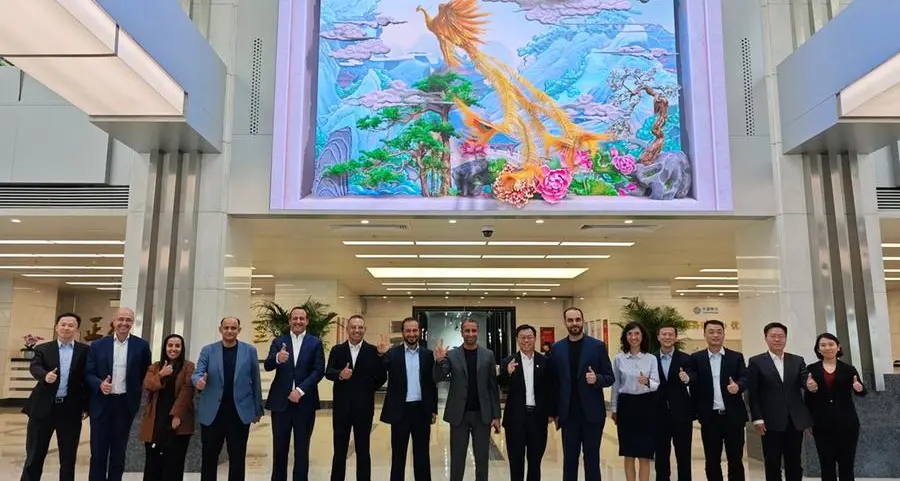 Du and China Mobile International explore 5G Advanced connectivity for metro projects