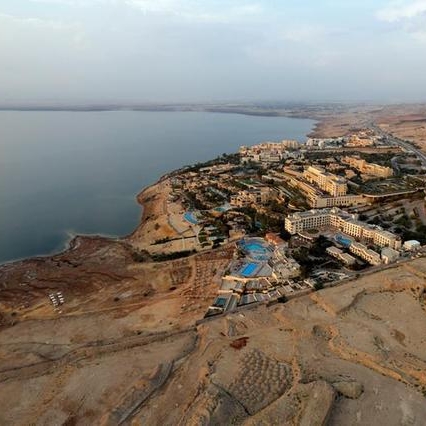 الأردن يعلن عن حوافز للاستثمار في منطقة البحر الميت