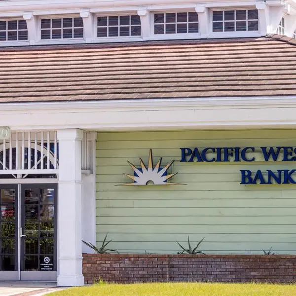 US regional banks rise in attempt to shake off crisis of confidence