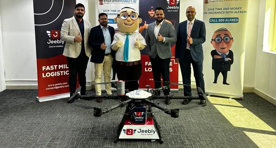 InsuranceMarket.ae pioneers drone delivery insurance in Dubai