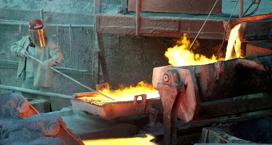 Copper breaks below $7,000 mark on weak Chinese data