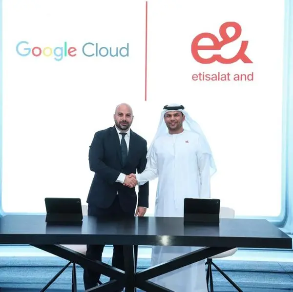 E& accelerates digital transformation with Google Apigee Hybrid Adoption