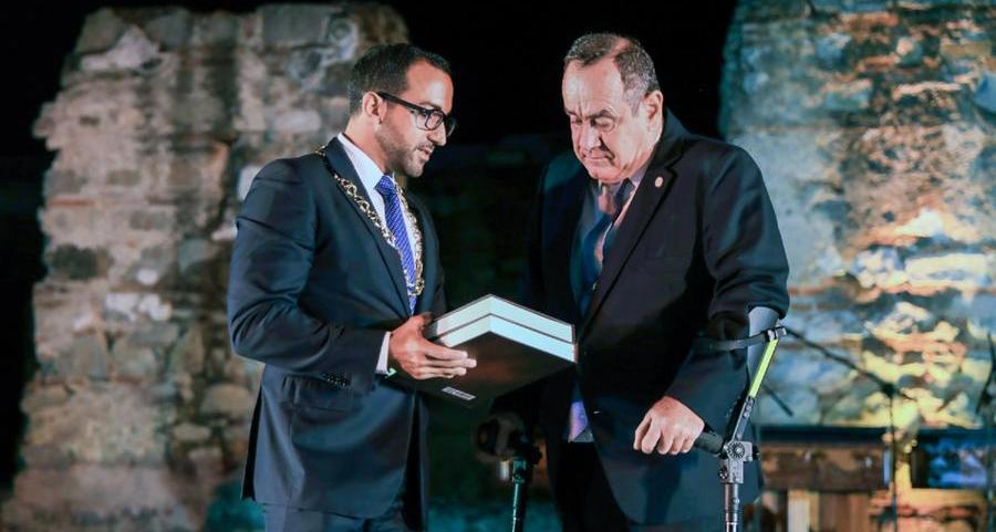 Guatemalan President hosts Fahim Al Qasimi