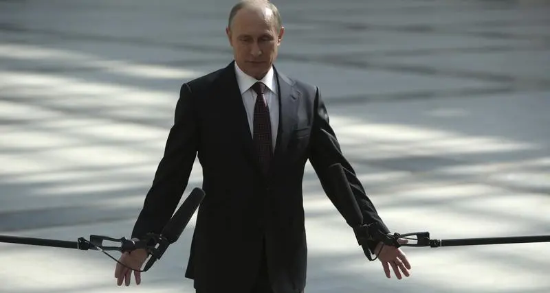 هل يريد بوتين إعادة نظام الذهب الدولي؟