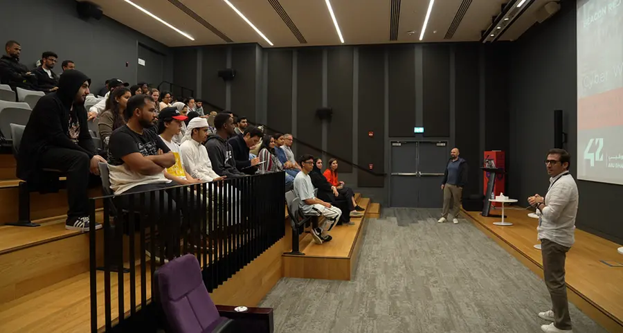 42 Abu Dhabi organizes second coding hackathon in collaboration with BEACON RED