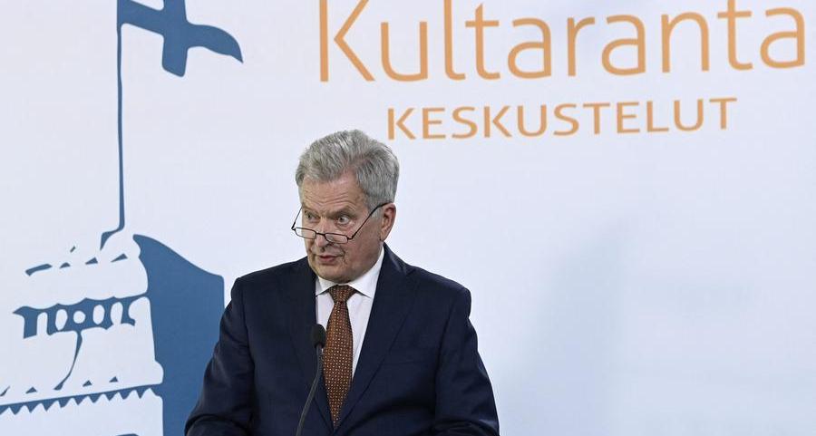 Both sides using heavier weapons in war in Ukraine, says Finnish president
