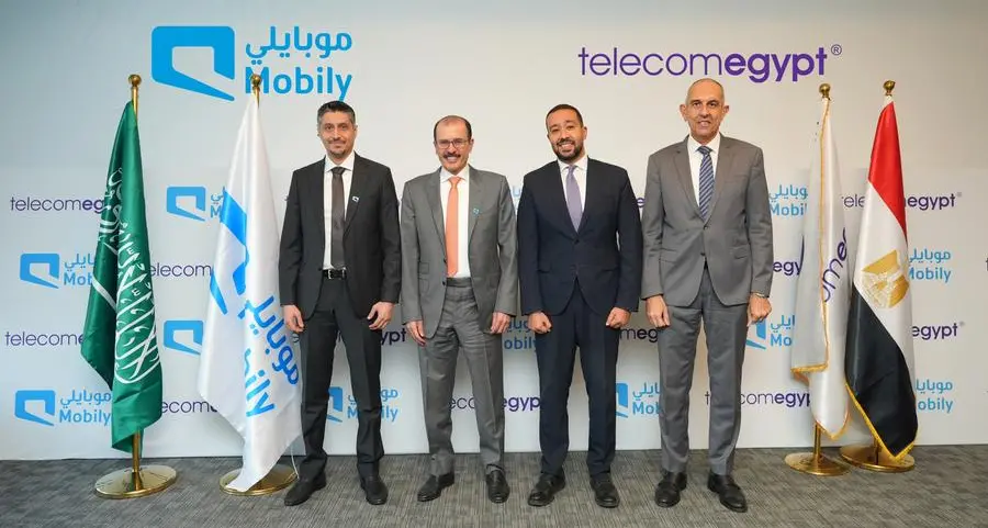 Mobily partners with Telecom Egypt to land the first Saudi submarine cable linking Saudi Arabia and Egypt