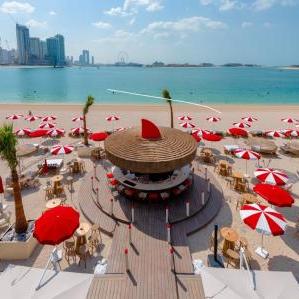 The ultimate guide to festive and New Year celebrations across Palm Jumeirah