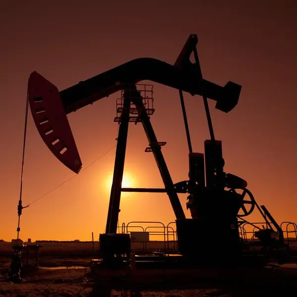 Oil prices, stocks retreat as China weighs on sentiment