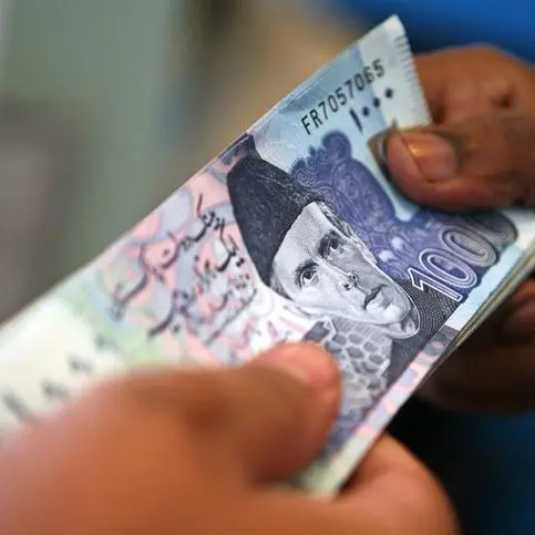 Pakistani rupee slumps further against UAE dirham