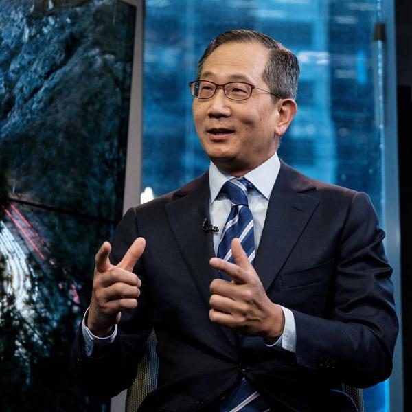 How Carlyle CEO Kewsong Lee's turnaround of the private equity firm was cut short