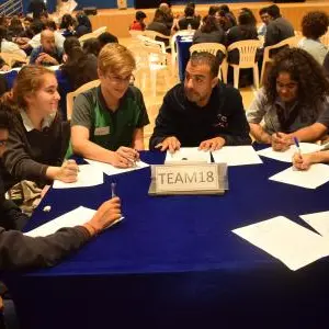 FedEx express and injaz al-arab host high school business challenge as part of uae innovation month