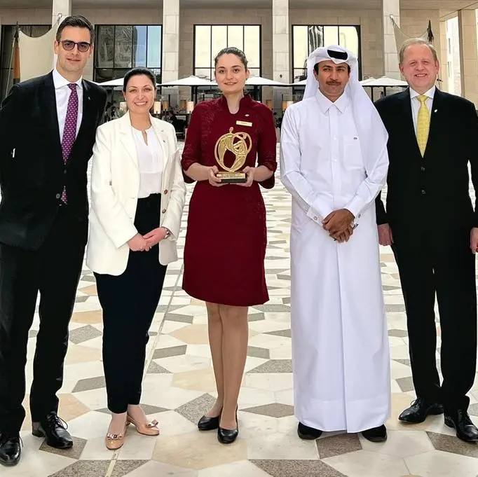 Mandarin Oriental Doha’s guest relations supervisor Bianca Alexandra Bogdan is awarded the World’s Best Receptionist in 2023