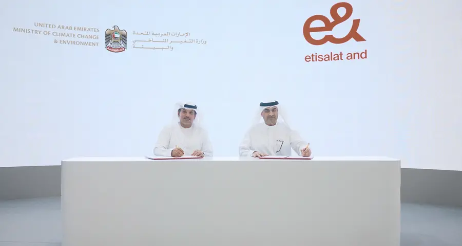 Ministry of Climate Change and Environment puts the environment centre stage at GITEX Global 2023 by signing an MoU with \"Etisalat by e&\"