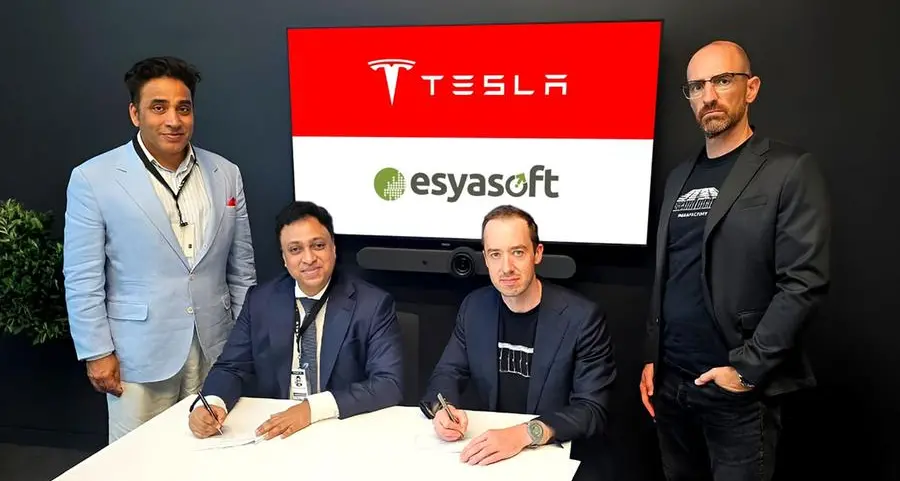 Tesla and Esyasoft collaborate to deploy battery energy storage solutions globally