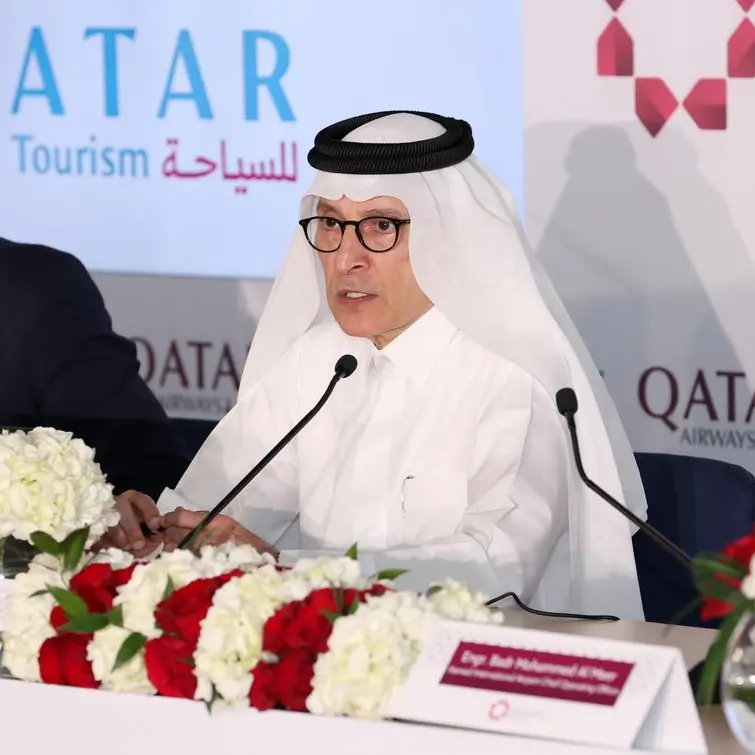 Qatar Airways’ stand opens with exhilarating experience at Arabian Travel Market conference in Dubai