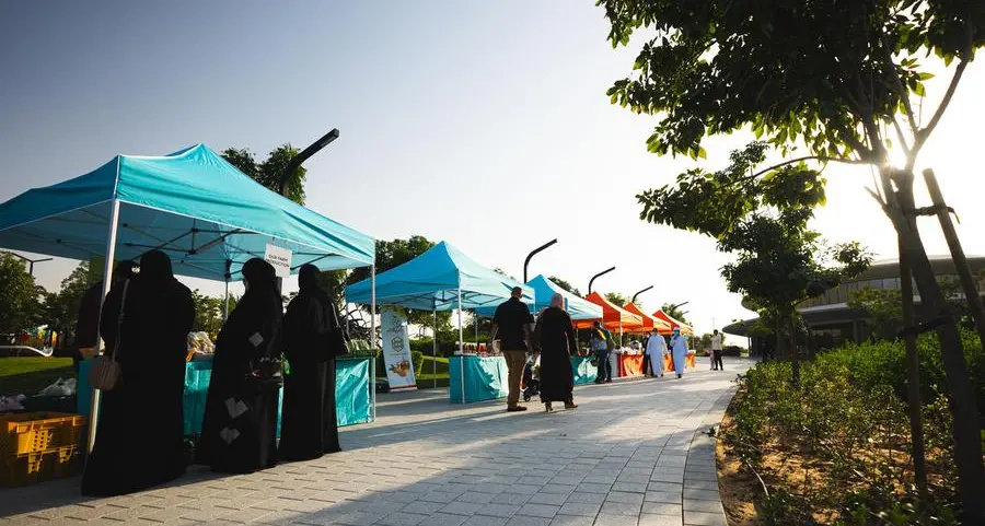 Third season of popular Manbat Emirati farmers’ market gets under way