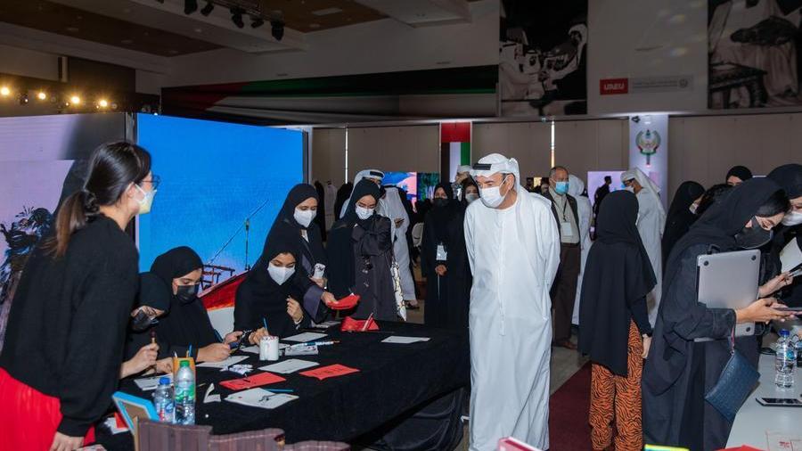 Zaki Nusseibeh honours volunteers ‎in UAEU Pavilion at Expo 2020 Dubai